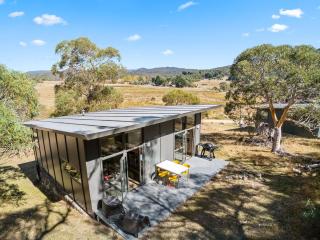 Ecocrackenback Chalet 18 - Crackenback - 1