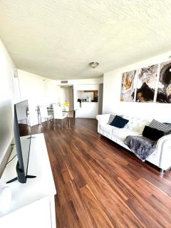 Private bedroom 1 block from Downtown Miami - 0