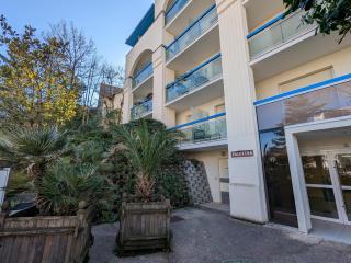 "Arcachon Centre - Agréable T2 avec Balcon, Parking Sécurisé et Équipement Bébé" - FR-1-420-64 - Arcachon - 0