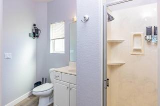 Pool Spa Pool Table Lake View Sleeps 24 - Lake Havasu City - 1