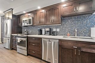 Stylish and Modern Park Ave Condo, Patio, BBQ Grill, Swimming Pool, 5 minutes to Main Street - Park City - 4