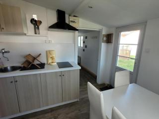 Maisonnette rénovée, animaux admis, parking, 4 pers - Notre-Dame-de-Monts - FR-1-540-231 - 6