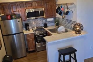 Cozy Updated Cove of Heaven, 5mins to Lake Hefner! - Oklahoma City - 9