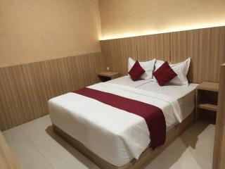 Hotel Kembang Joyo - Palu - 4