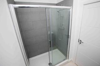 Modern & Stylish 1 Bedroom Apartment in Bolton - Bolton - 6