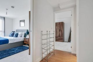 Lovely Riverside 2 Bed Apartment - 2