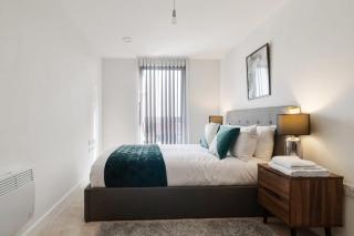 Beautiful 2 Bed Apartment in a Converted Mill - 5