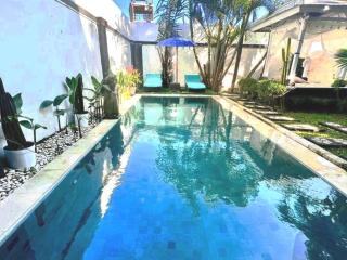 Villa Lingkar 89A - Canggu - 0