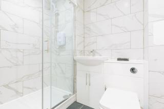 Budget 1 Bedroom Apartment in Central Ipswich - 7