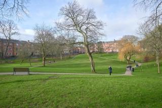 Fabulous 1 Bedroom Apartment in Central Preston - Preston - 5