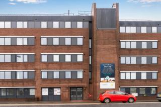 Central Eastleigh 1 Bedroom Apartment - Eastleigh - 4