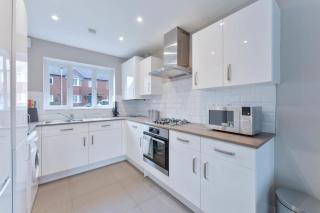 Spacious 3 Bedroom House with Garden in Birmingham - Birmingham - 9