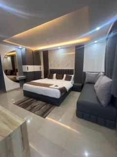 The velvet studios 202 - 0