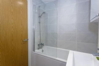 Fantastic 1 Bedroom Apartment Manchester - Manchester - 6
