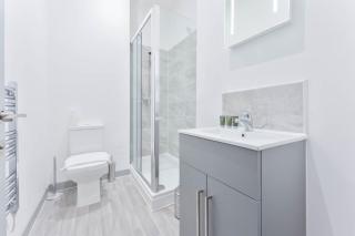 Compact 1 Bed Budget Apartment Dudley - Dudley - 6