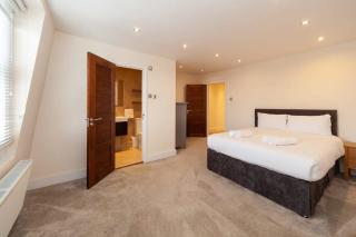 Spacious 2 Bedroom Maisonette in Stratford - Londra - 8