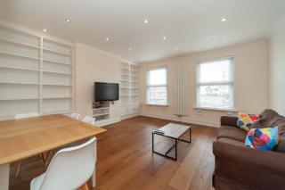 Spacious 2 Bedroom Maisonette in Stratford - Londra - 3