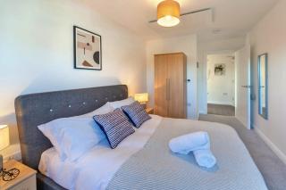 Modern 1 Bedroom Apartment in Ashford - 2