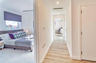 Modern 2 Bedroom Apartment in Ashford - 4