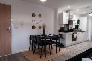 Lovely 2 Bed Apartment in Manchester - Sleeps 4 - Manchester - 8