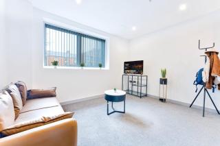 Contemporary 1 Bed Apartment in Central Wolverhampton - 4