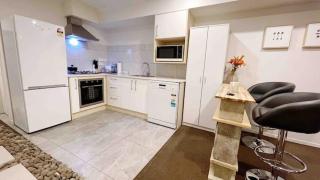 Waikato Uni guest room with private bathroom - Hamilton - 6