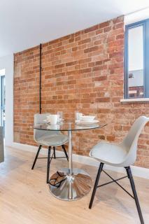 Characterful 1 Bed Apartment in Burton-on-Trent - Burton upon Trent - 1