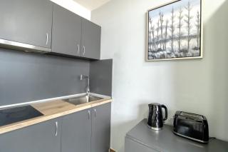 Charming Budget Studio in Central Sunderland - 6