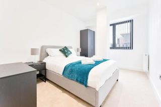 Modern and Bright 2 Bed Apartment in Solihull - Birmingham - 8