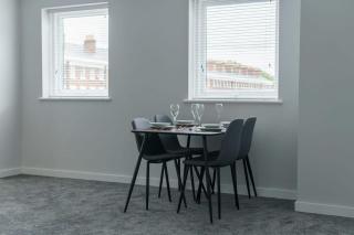 Modern 2 Bedroom Apartment in Liverpool - Liverpool - 2