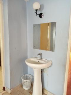 Nick's and Essy's place - Juja - 3