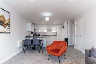 Contemporary 2 Bedroom Apartment in Liverpool - Liverpool - 9