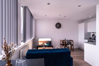 Stay Zeni, Alexandra Rise Manchester Fab Studio - Manchester - 2