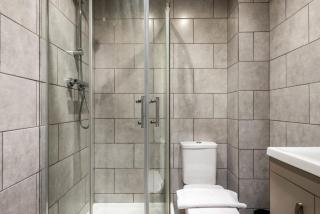 Centrally Located 1 Bed Budget Flat in Halifax - 1