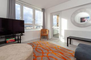 3 Bedroom Old Street Apartment - City Views - London - 1