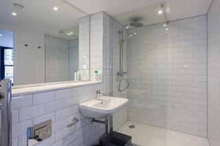 Stylish 1 Bed Apartment in Manchester City Centre - 5