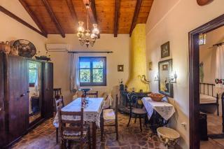 The Fairytale House Seaside Retreat - 5