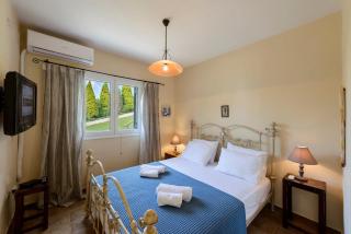 Porto Cheli Panoramic Poolside Getaway - 7