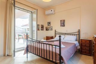 Spacious Urban Haven-Family Home, Perfect location - Kalamata - 6