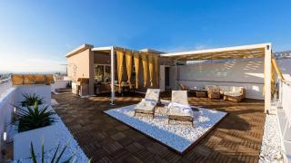 City Skyloft - Top location & Private Roof Garden - Kalamata - 2