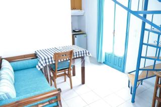 Santorini Seaside Retreat - Flora's Summer Escape - Perissa - 1