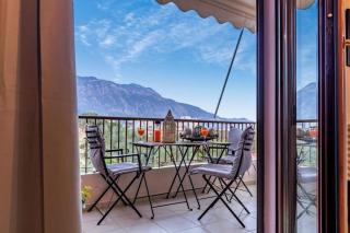 Amalia's Serendipity - City Lights & Mountain Vistas - Kalamata - 4