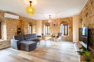 Mantineia Stone Villa-An Ethereal Getaway - Megáli Mandínia - 0