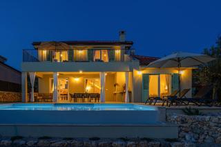 Villa BEACHFRONT - Klimno - 7