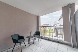 ZENtrahome - Balkon Outlet Zentral SmartTV Business - Metzingen - 1