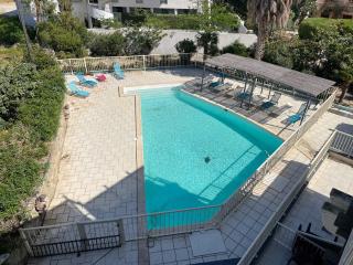 La Tour Génoise - Climatisé avec piscine partagée - Isola Rossa - 0
