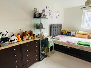 Your ideal ExCel London- O2 Arena - LCY Airport homestay - Barking - 8