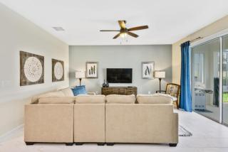 Amazing Pool Home with Spa and Game Room-1588TL - Davenport - 7