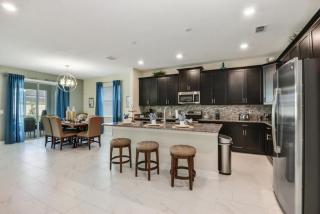 Amazing Pool Home with Spa and Game Room-1588TL - Davenport - 4