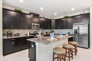 Amazing Pool Home with Spa and Game Room-1588TL - Davenport - 3